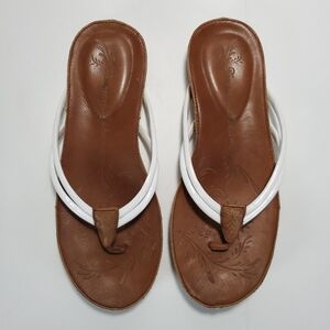 Tommy Bahama Takimi Leather Sandals